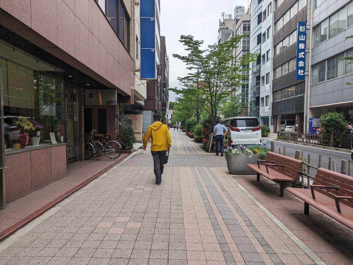 v20250913150703/fresh/building/J00100378527_14