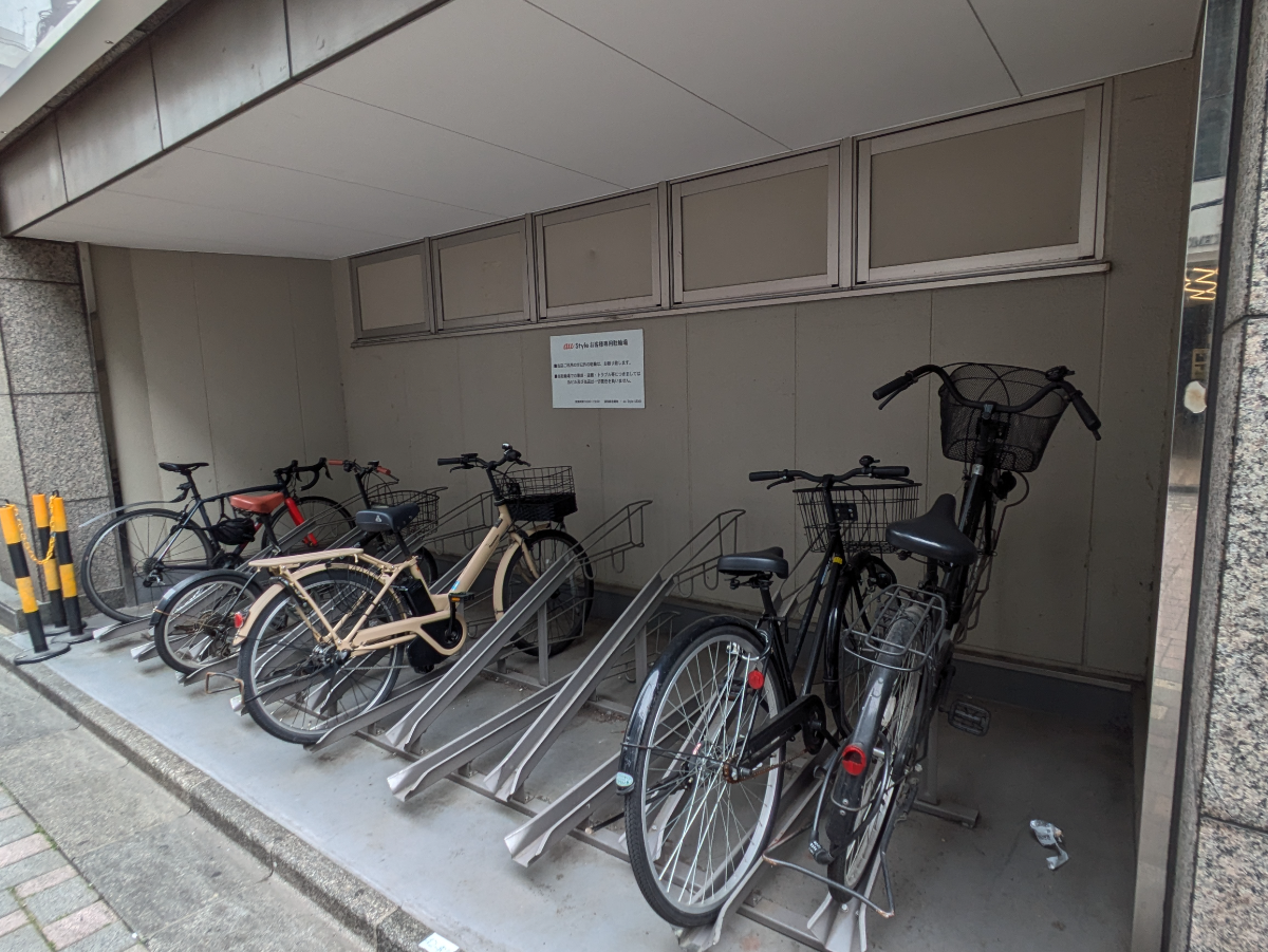 v20250913150703/fresh/building/J00100379372_16