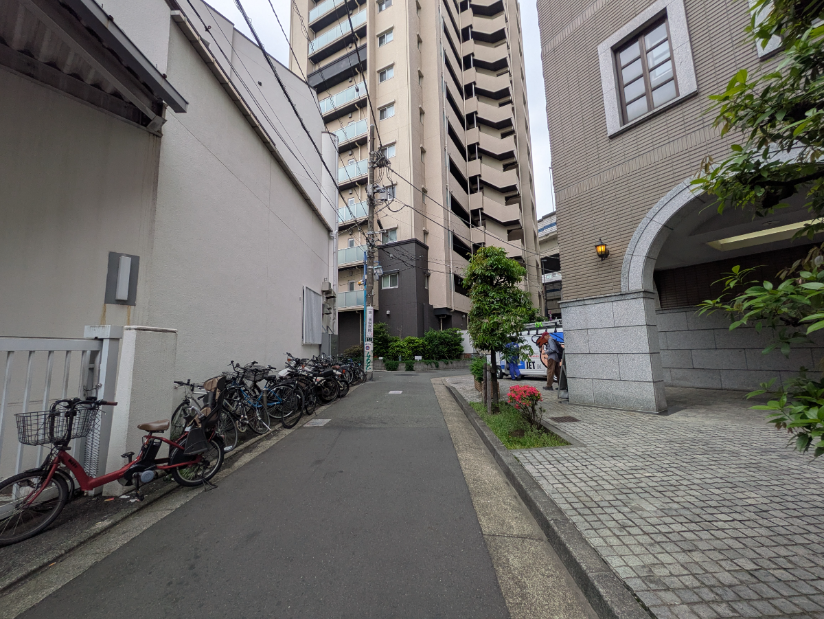 v20250913150703/fresh/building/J00100379772_2