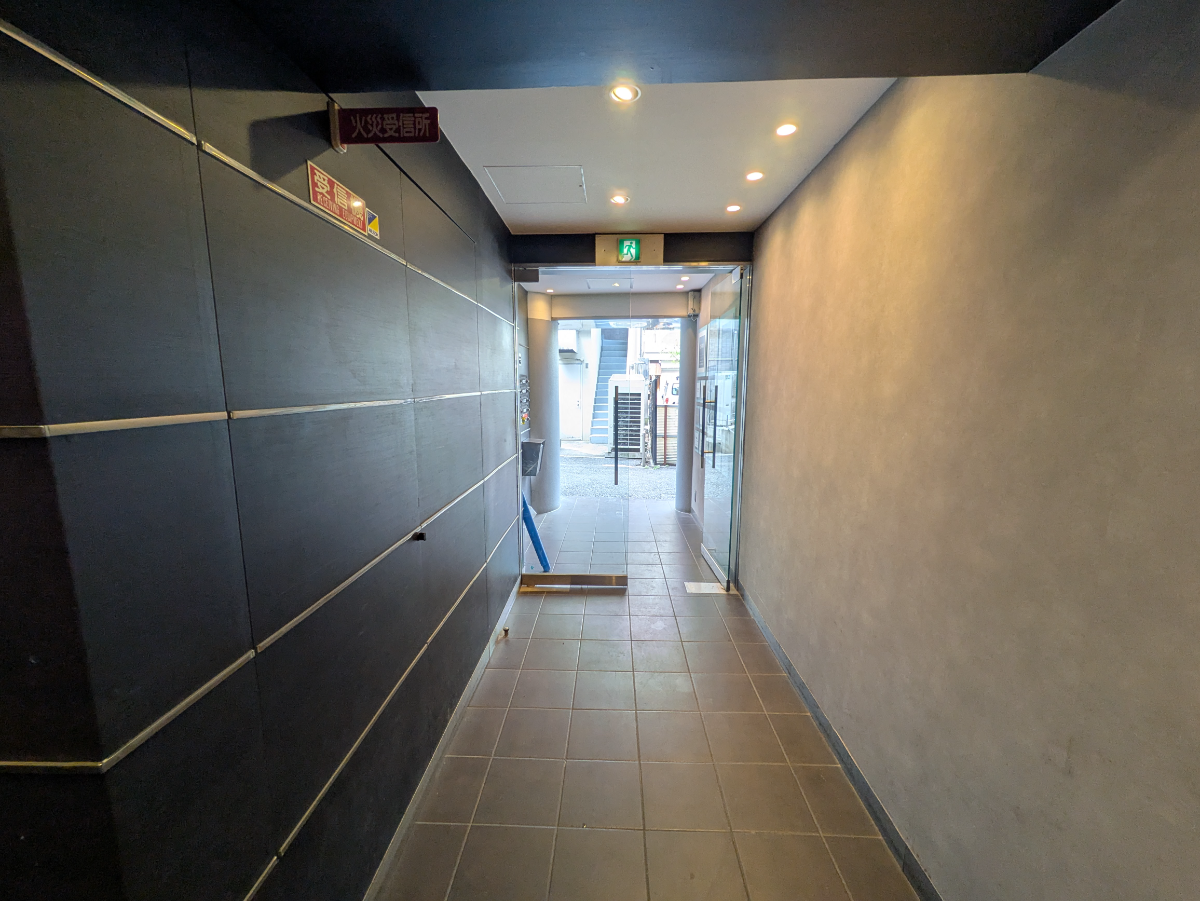 v20250913150703/fresh/building/J00100387678_10