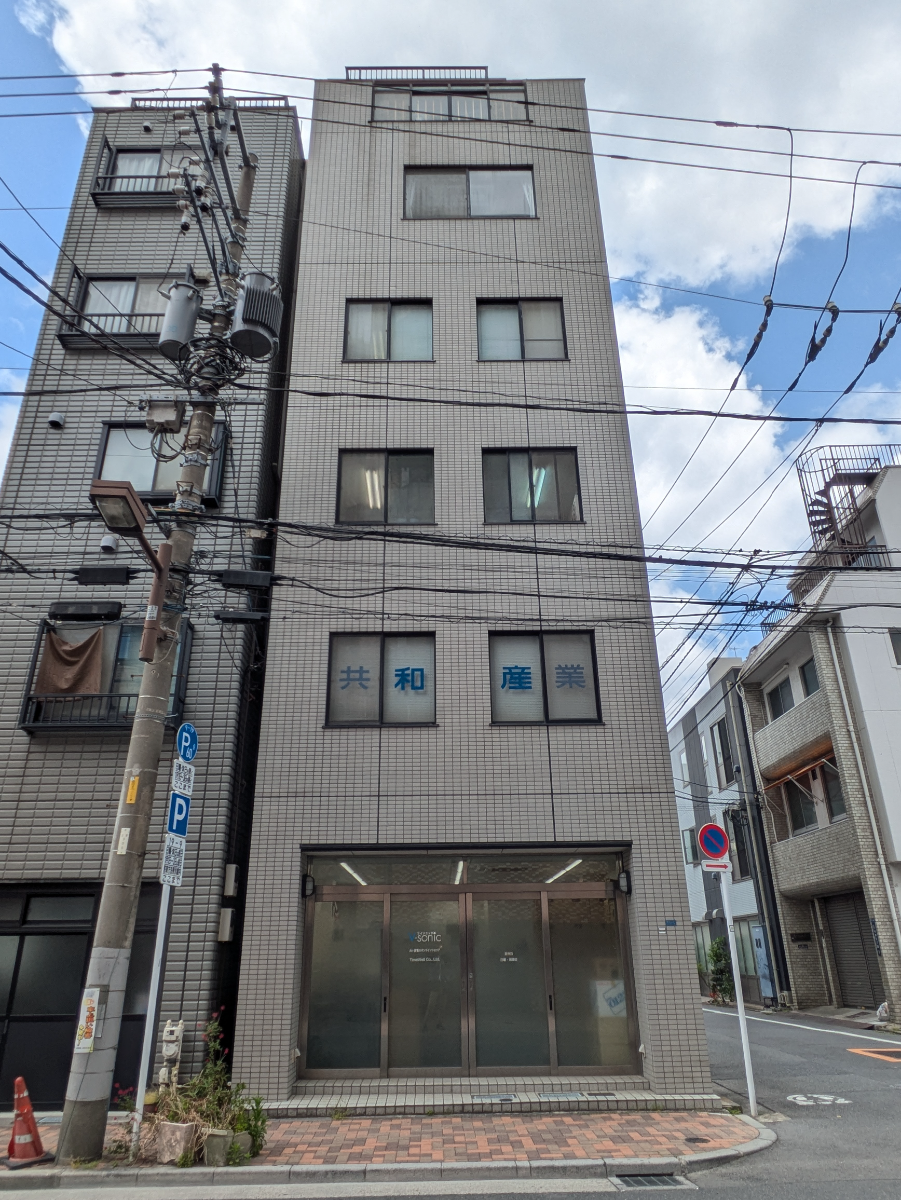 v20250913150703/fresh/building/J00100389684_6