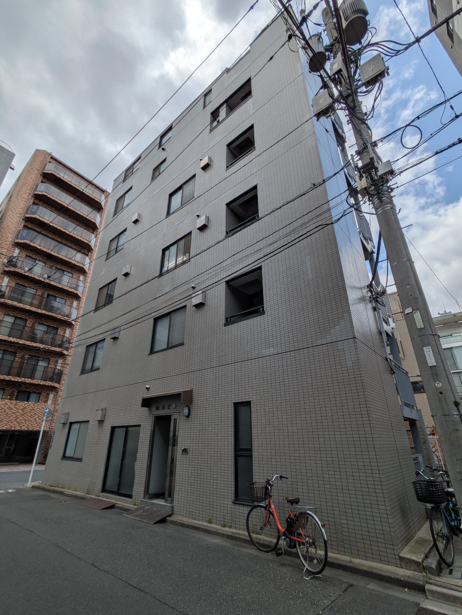 v20250913150703/fresh/building/J00100389684_9