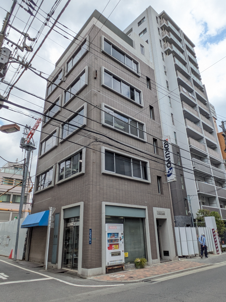 v20250913150703/fresh/building/J00100389971_9