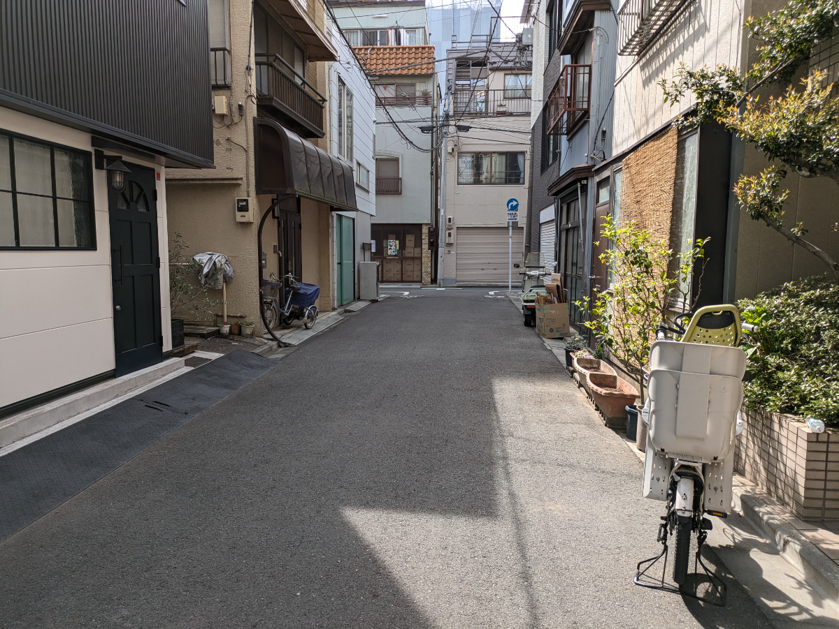 v20250913150703/fresh/building/J00100401983_2