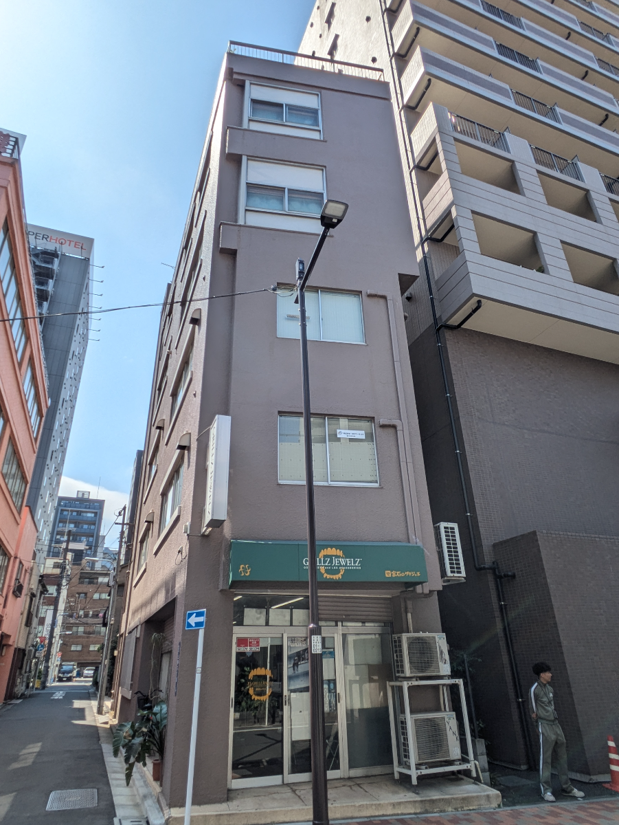 v20250913150703/fresh/building/J00100402211_8