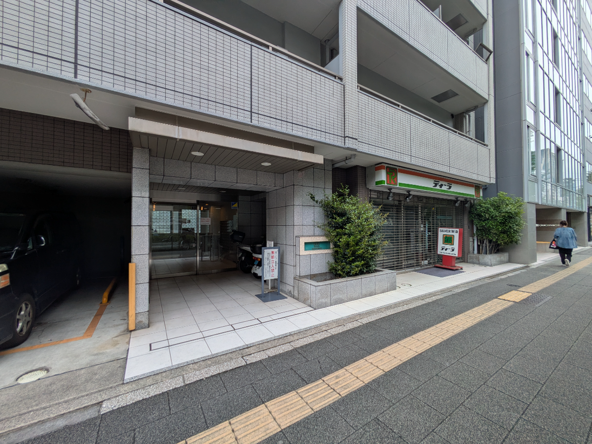 v20250913150703/fresh/building/J00100414032_11