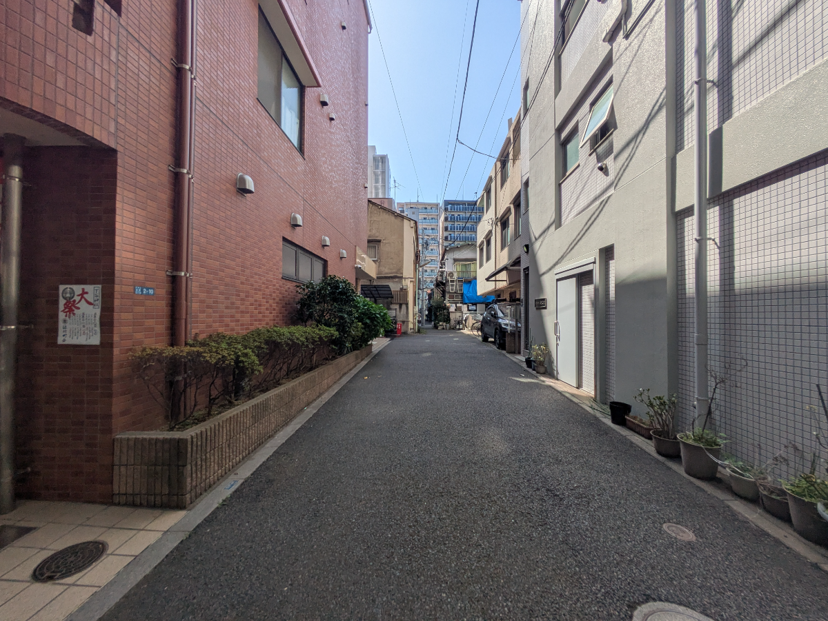 v20250913150703/fresh/building/J00100415918_14