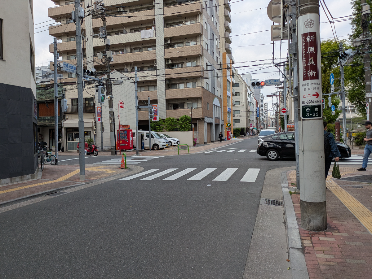 v20250913150703/fresh/building/J00100498122_14