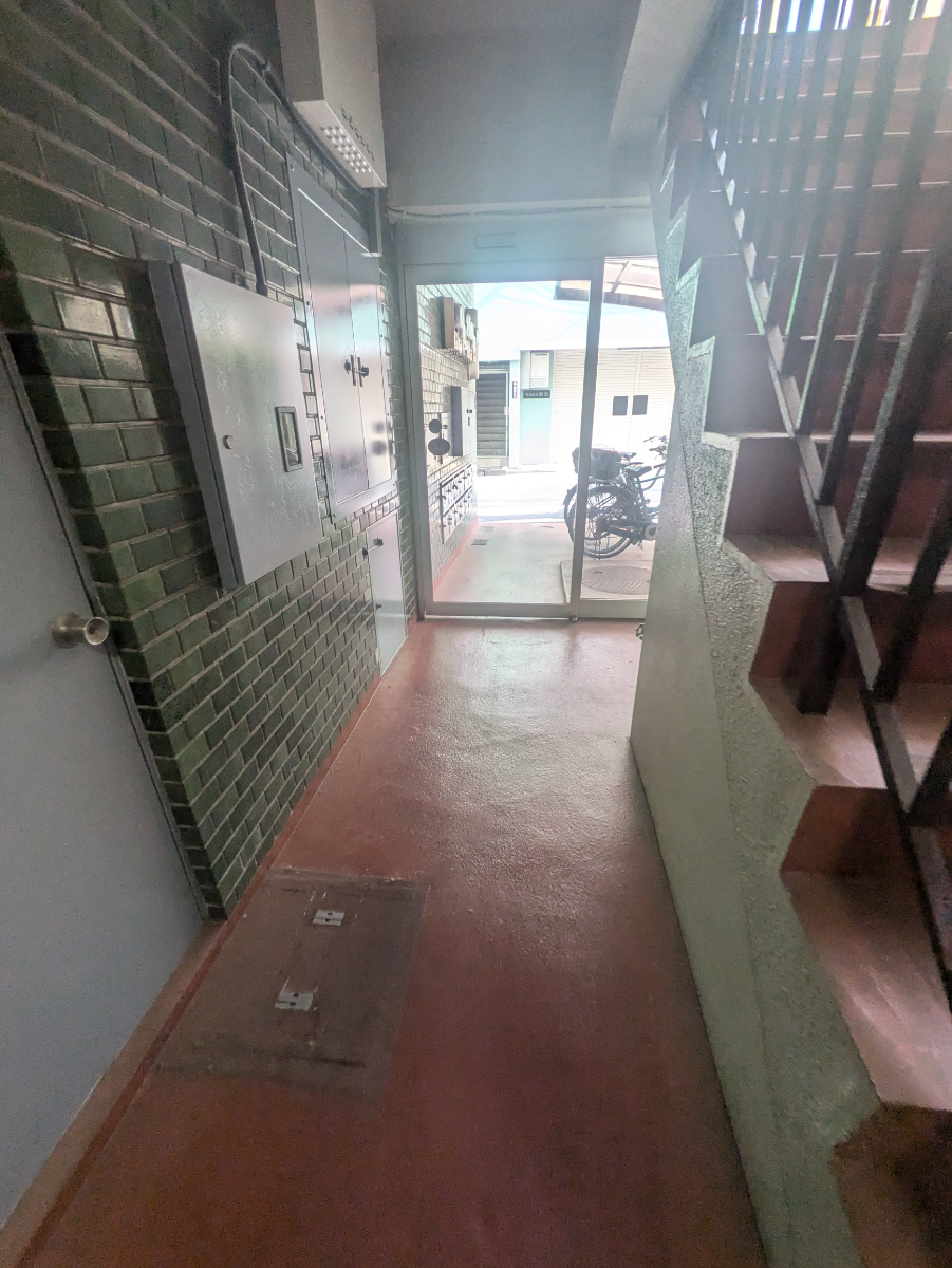 v20250913150703/fresh/building/J00100609689_9