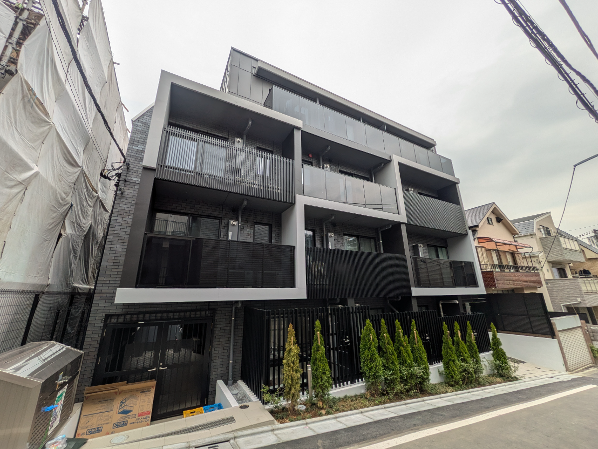 v20250913150703/fresh/building/J00100611610_1