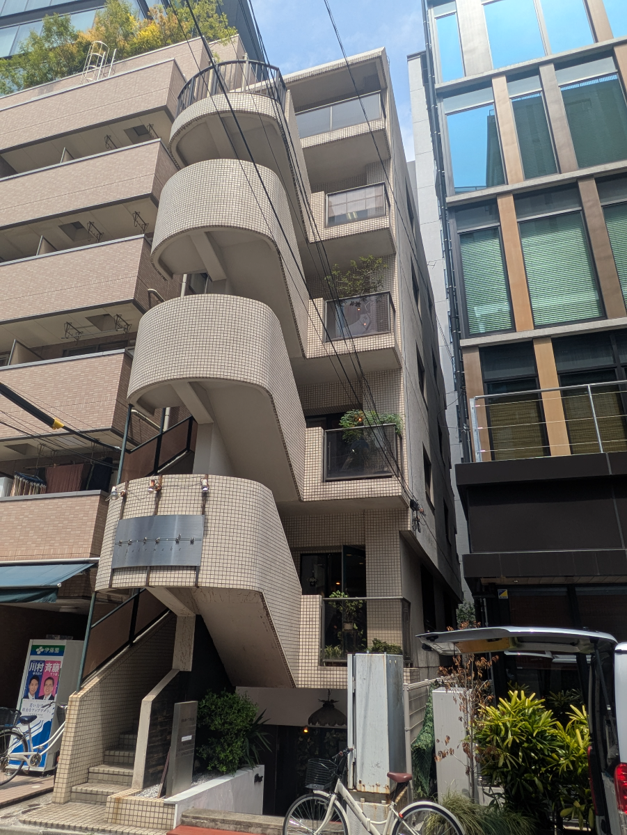 v20250914150604/fresh/building/J00100376322_13