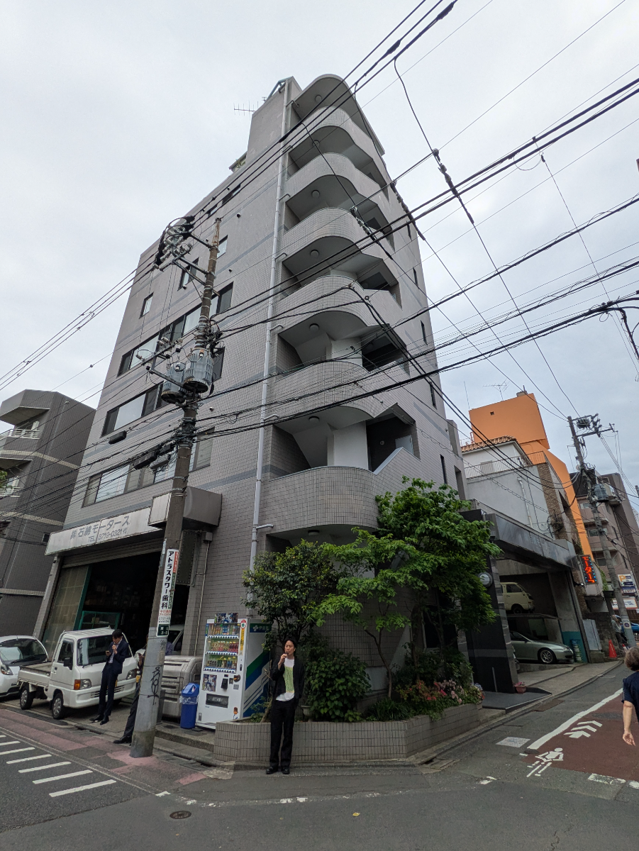 v20250914150604/fresh/building/J00100379981_1