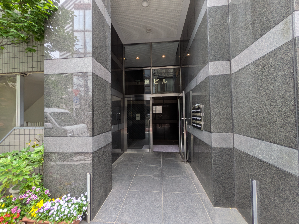 v20250914150604/fresh/building/J00100379981_3