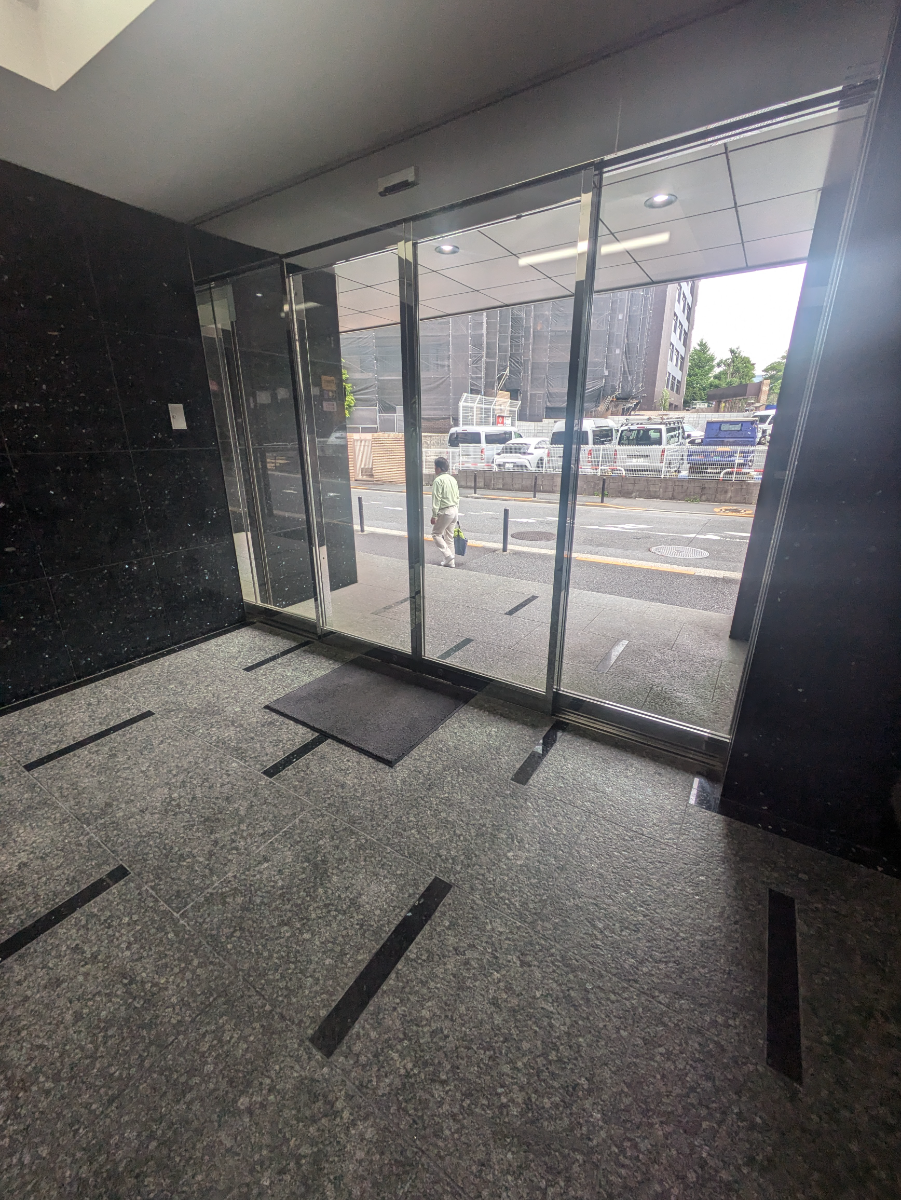 v20250914150604/fresh/building/J00100383759_9