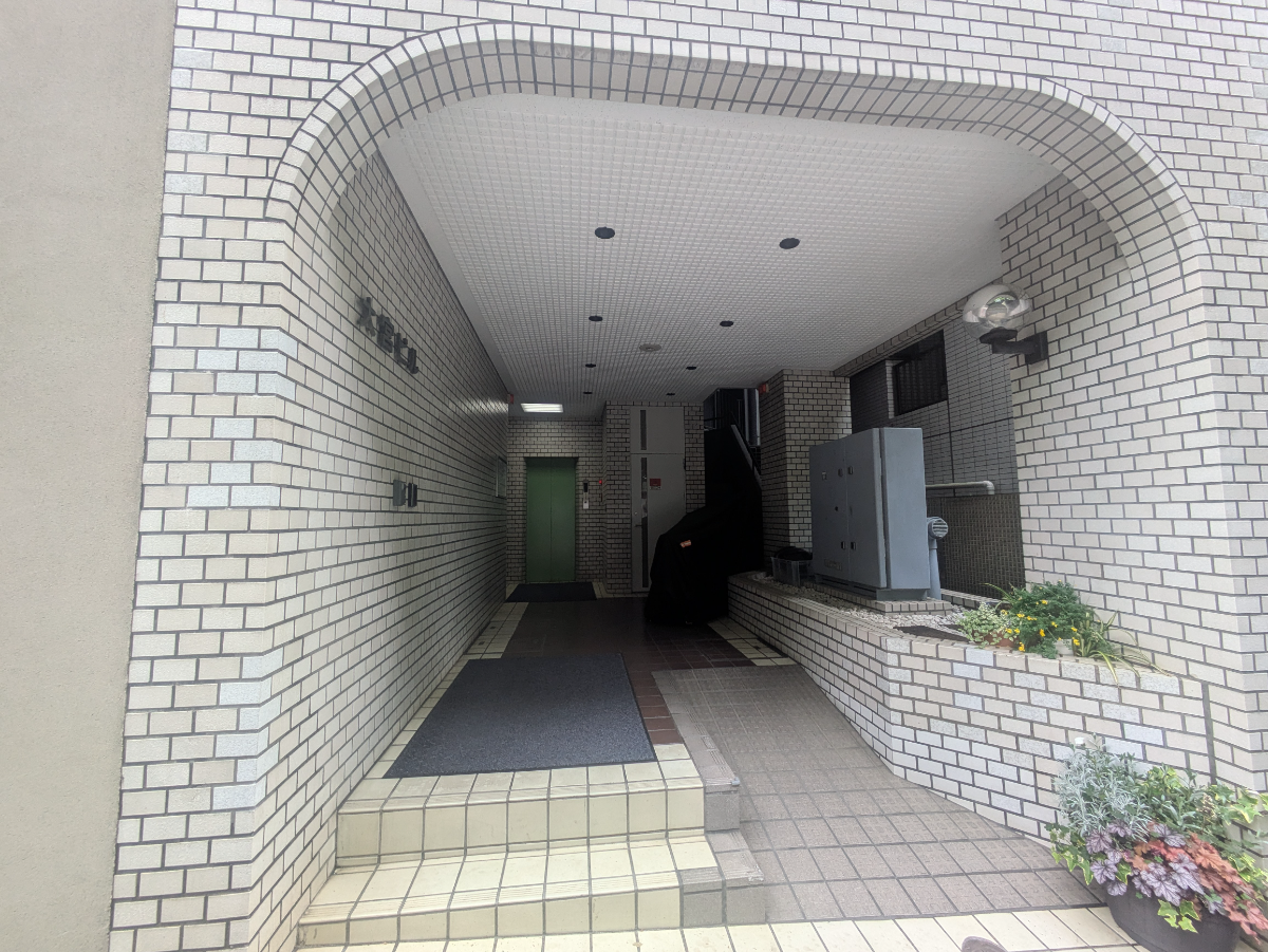 v20250914150604/fresh/building/J00100383768_3