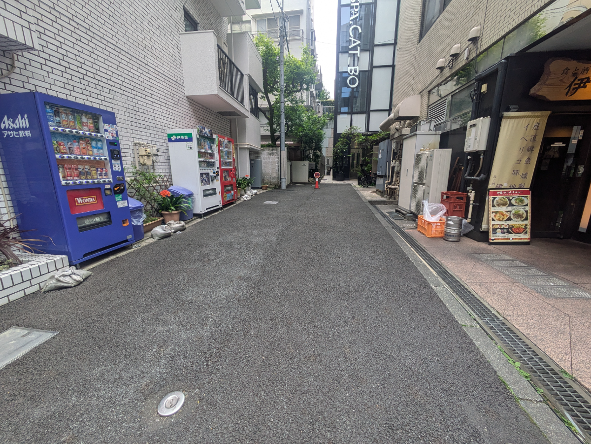 v20250914150604/fresh/building/J00100479011_11