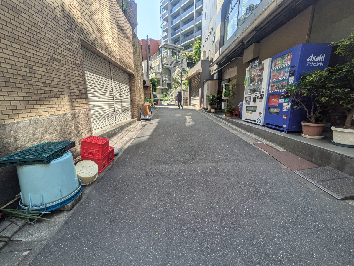 v20250917150804/fresh/building/J00100383756_22