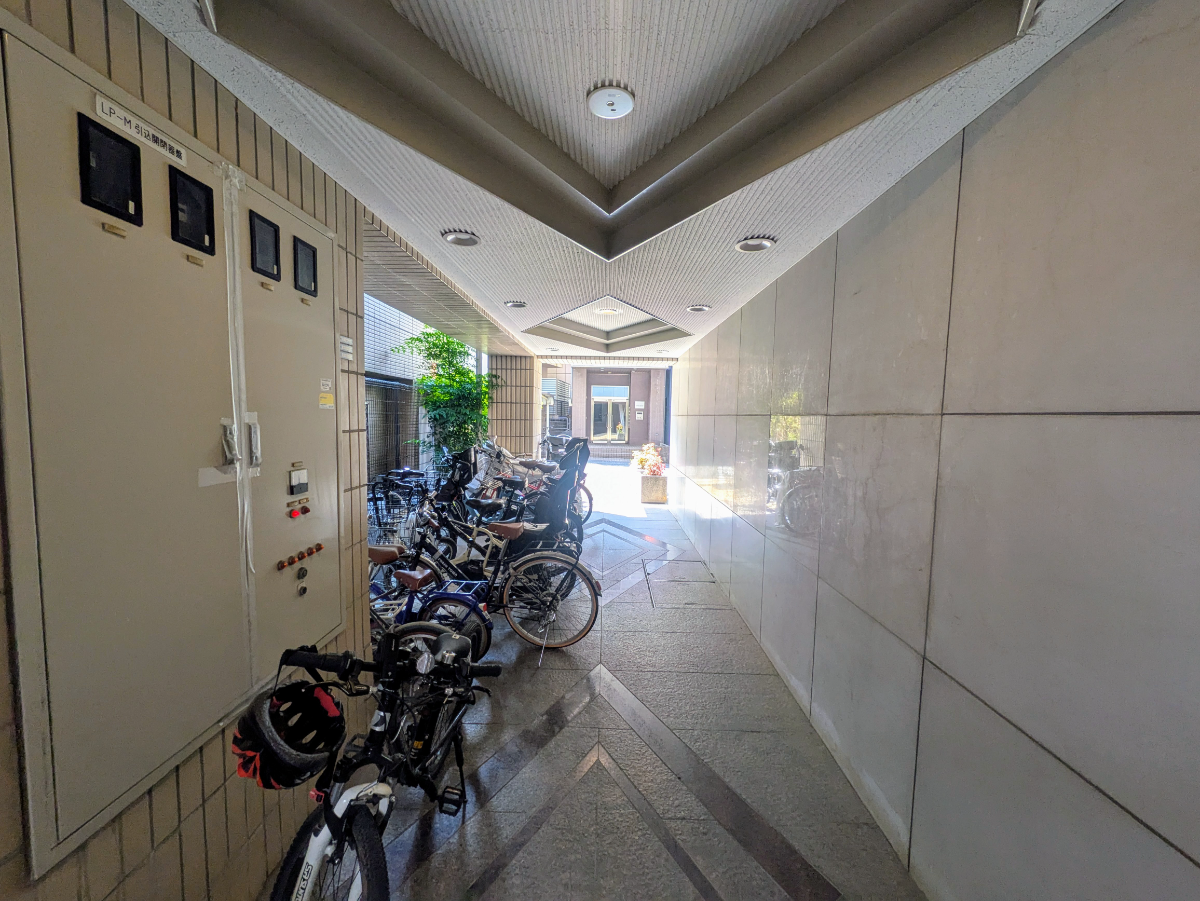 v20250917150804/fresh/building/J00100387657_13