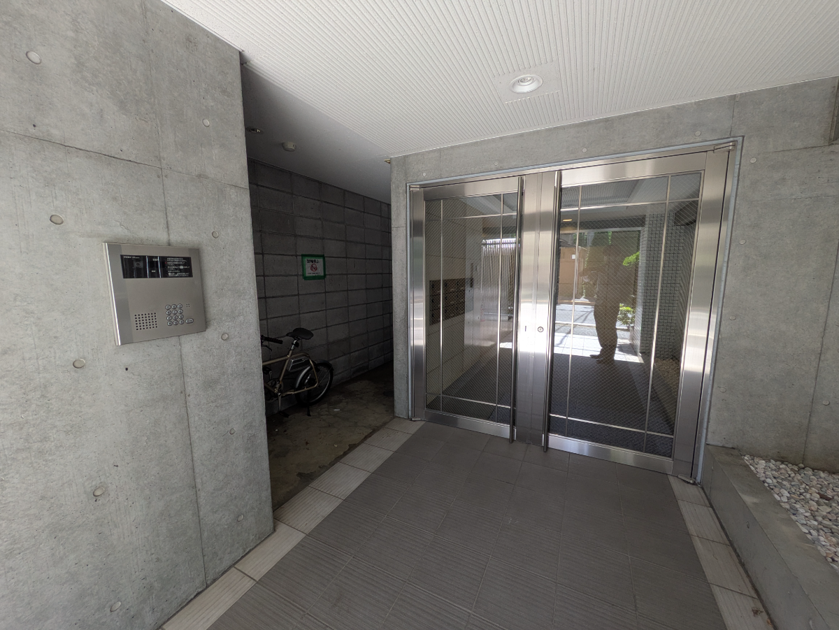 v20250917150804/fresh/building/J00100413743_3