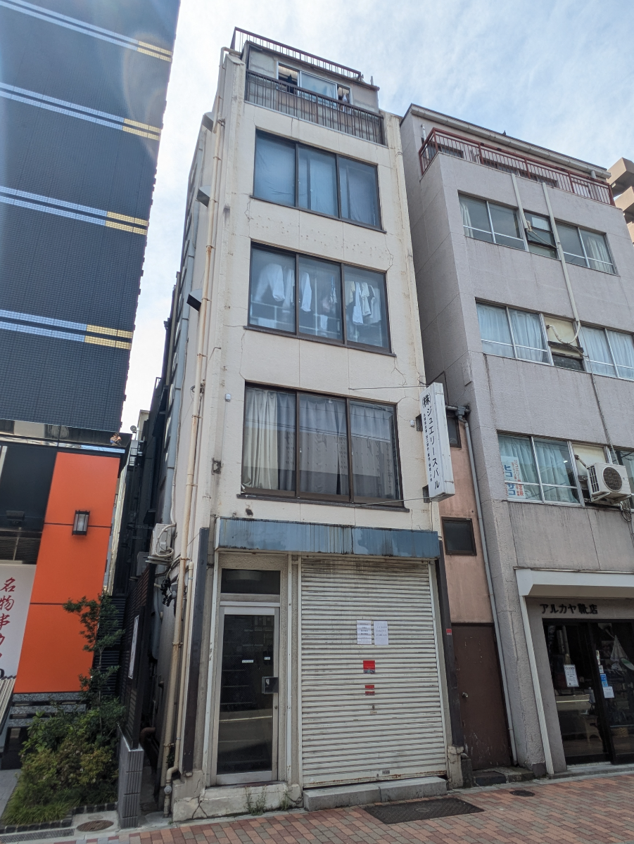 v20250917150804/fresh/building/J00100417983_7