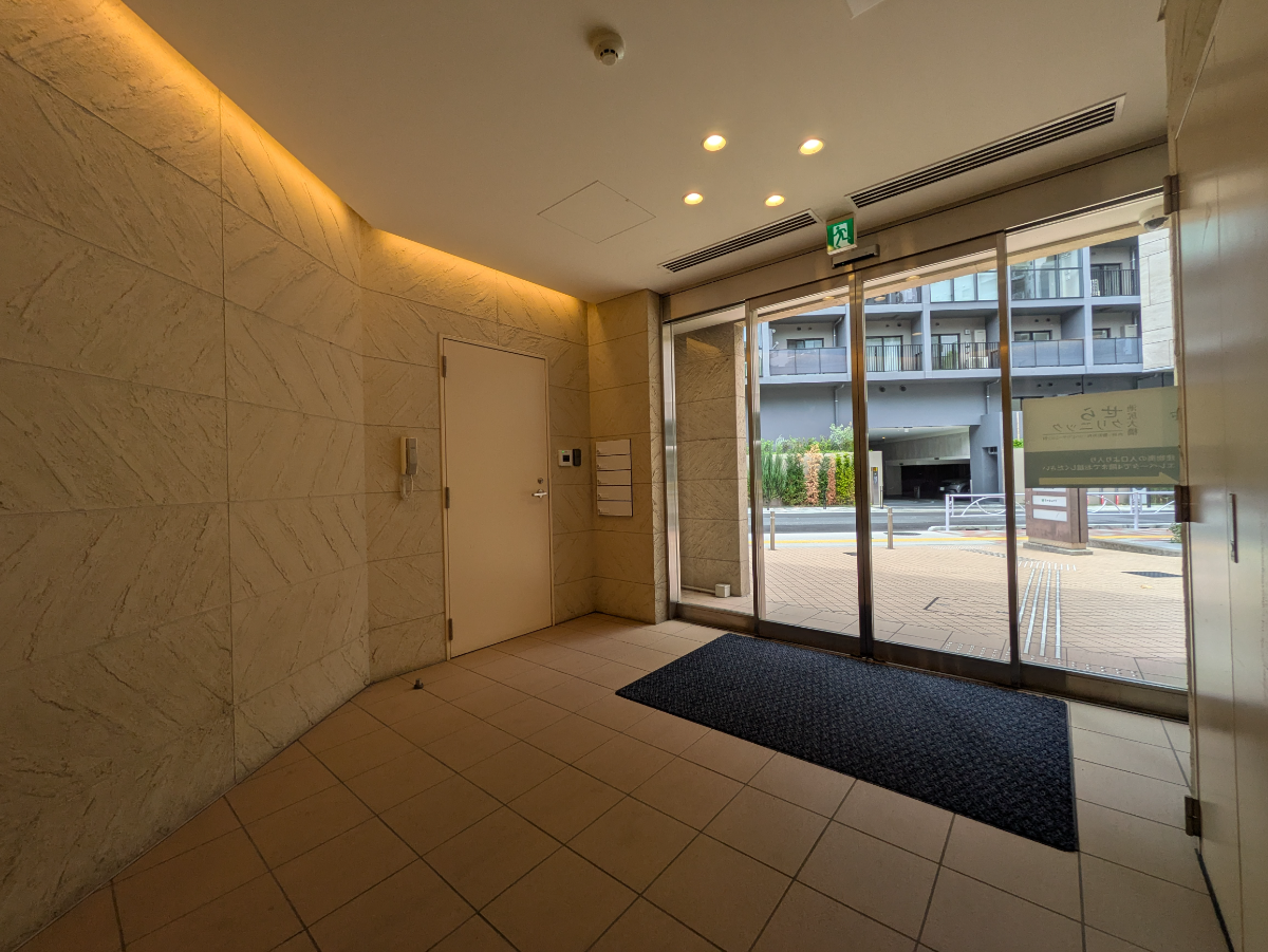 v20250917150804/fresh/building/J00100492301_10
