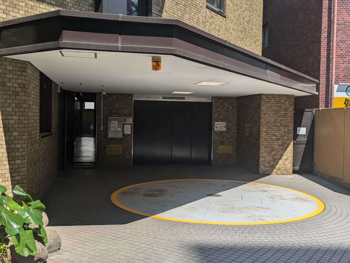 v20250918150711/fresh/building/J00100357834_8