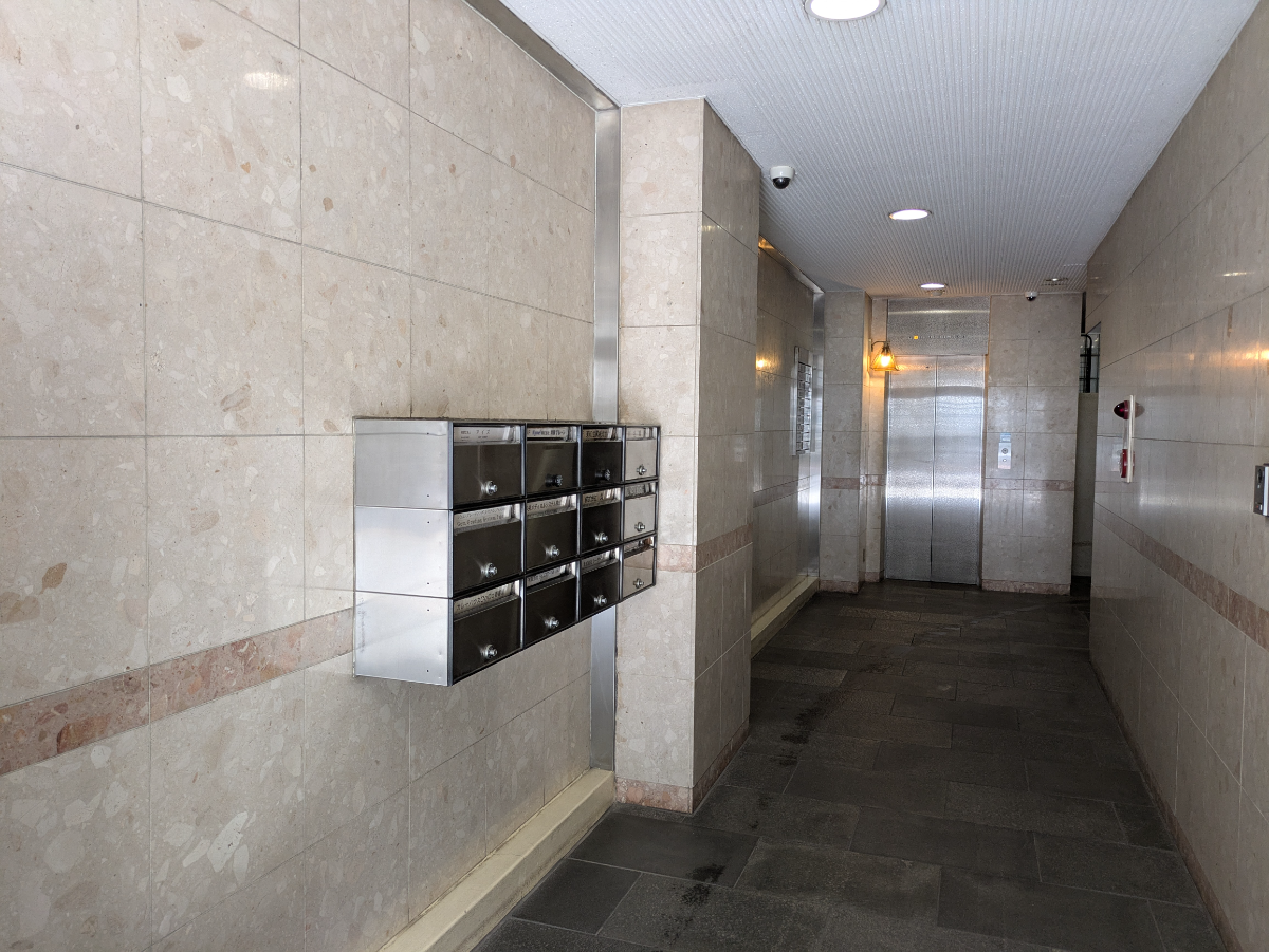 v20250918150711/fresh/building/J00100385122_11