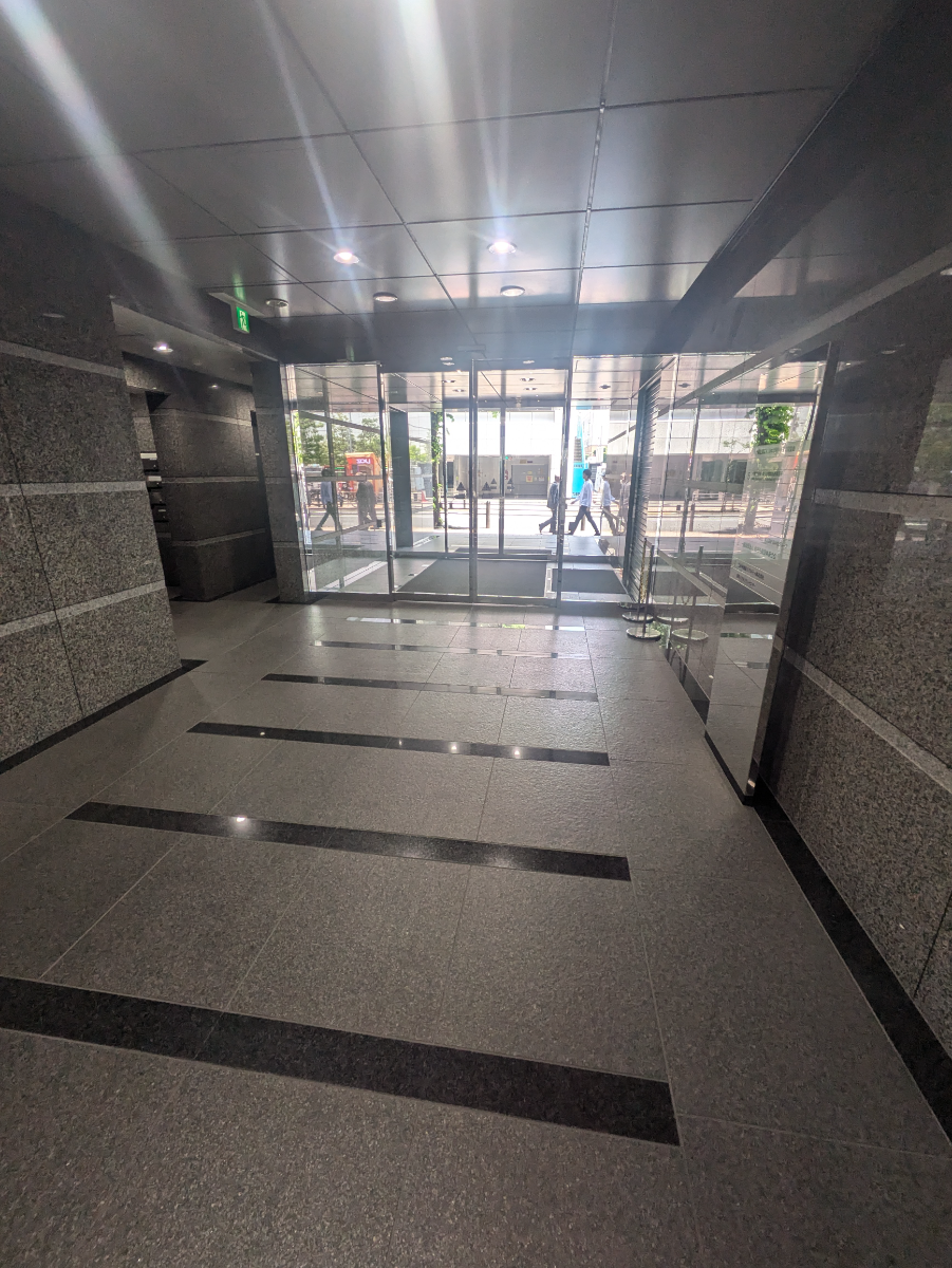 v20250918150711/fresh/building/J00100390454_9