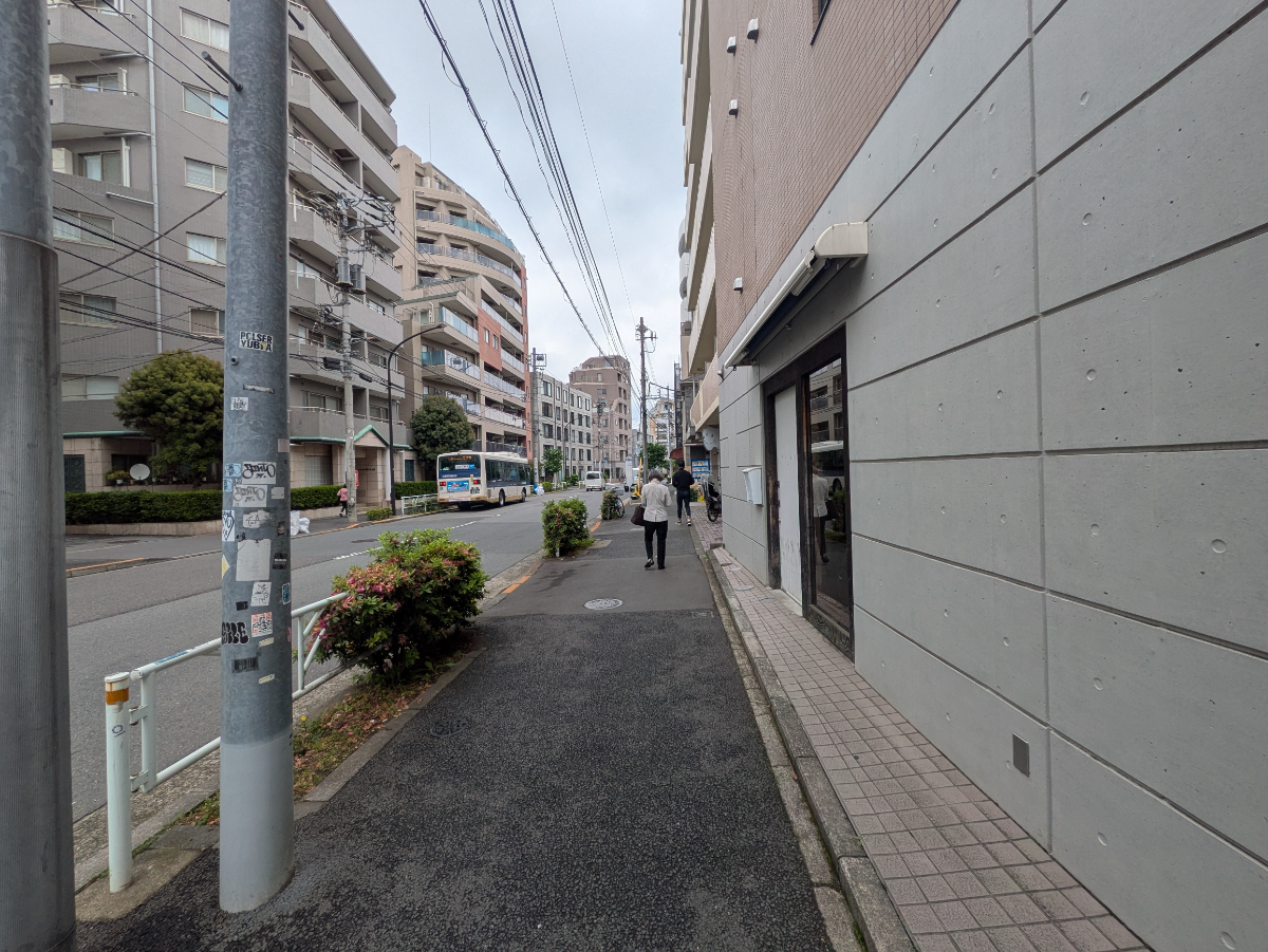 v20250918150711/fresh/building/J00100404272_2