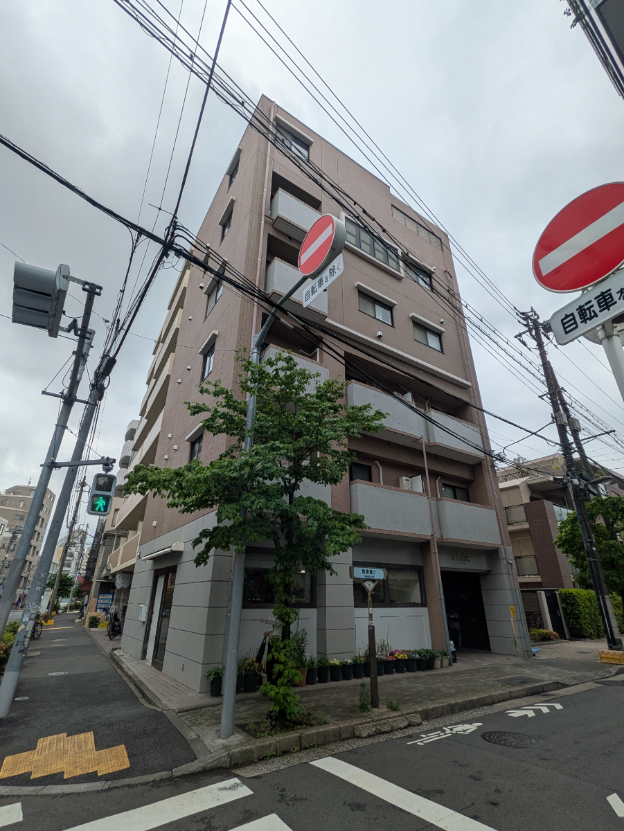 v20250918150711/fresh/building/J00100404272_5