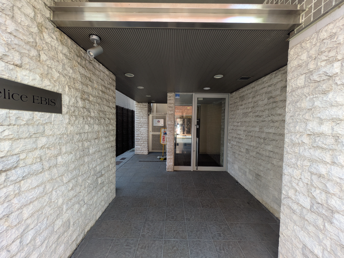 v20250918150711/fresh/building/J00100433407_3