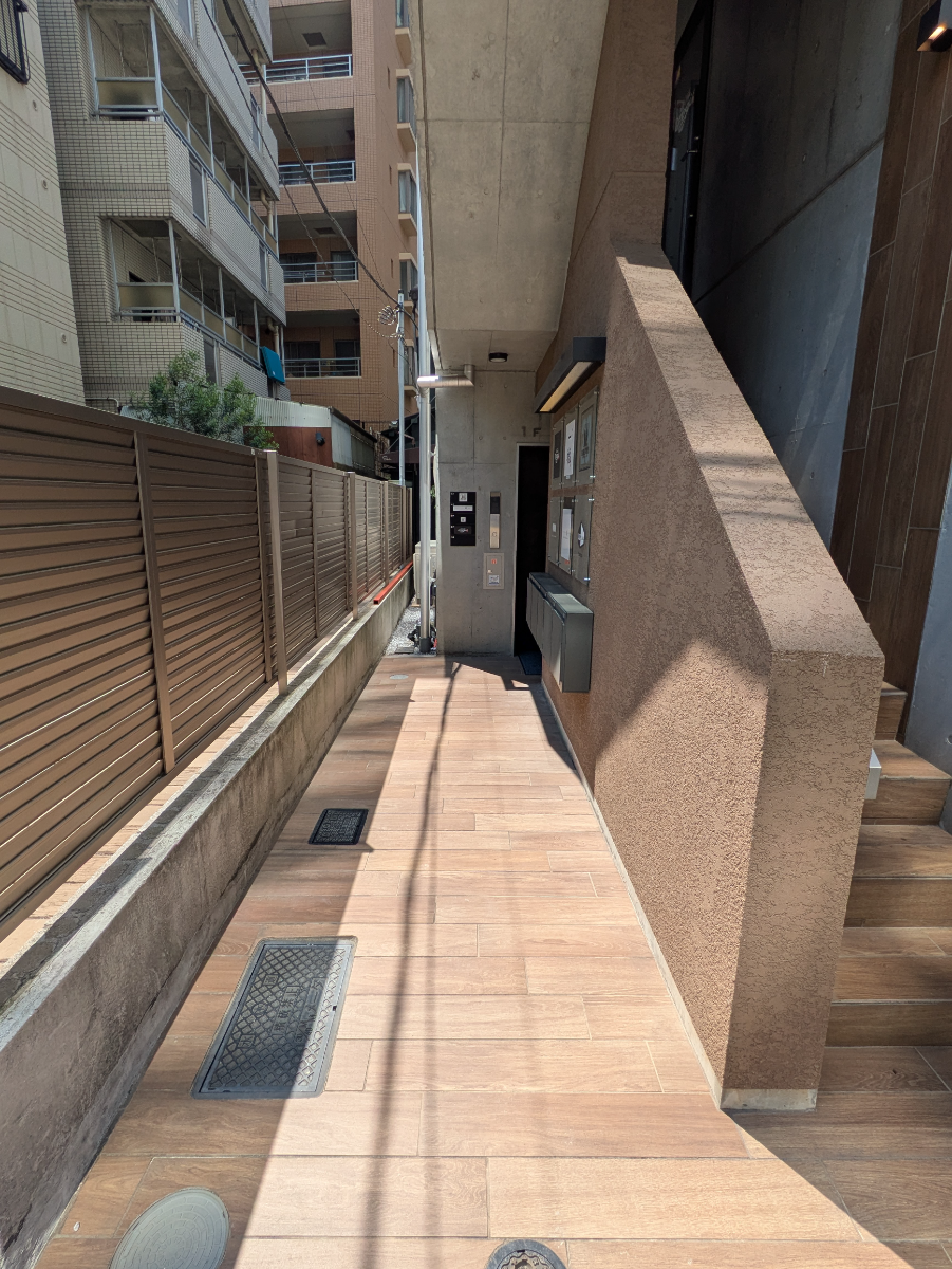 v20250918150711/fresh/building/J00100497409_3