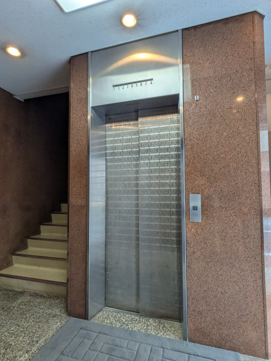 v20250919150704/fresh/building/J00100361415_15
