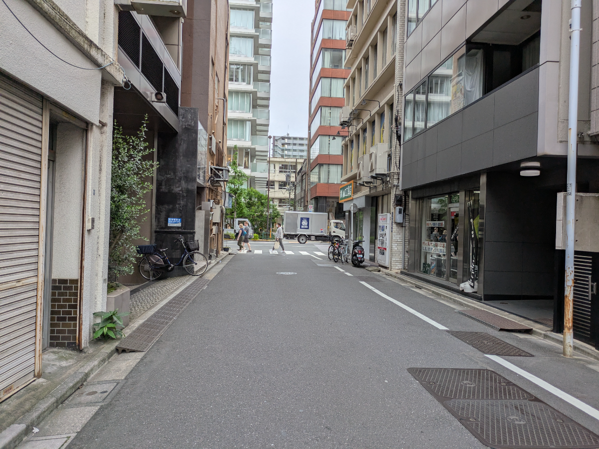 v20250919150704/fresh/building/J00100372082_2