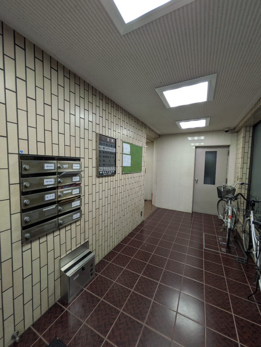 v20250919150704/fresh/building/J00100379241_12