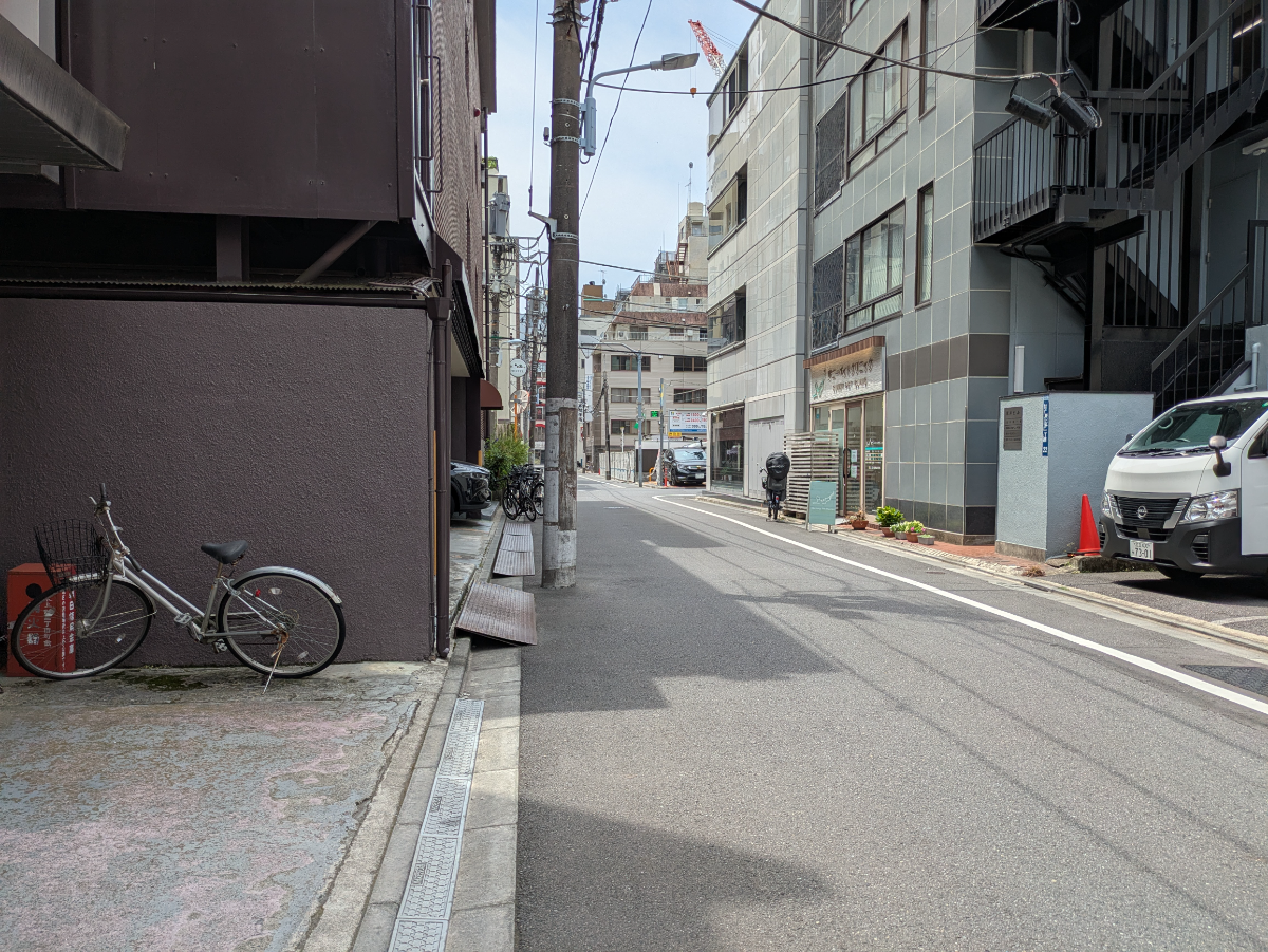 v20250919150704/fresh/building/J00100379321_19