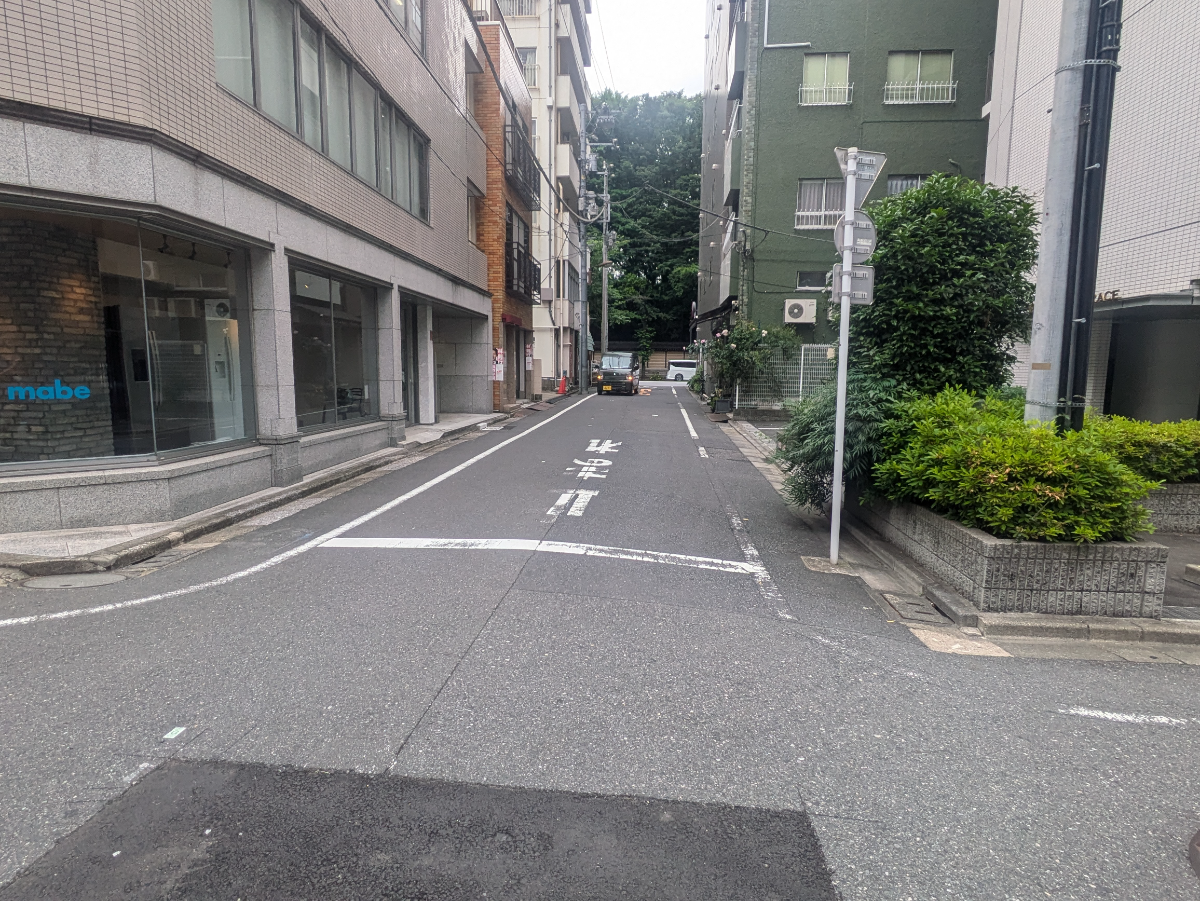 v20250919150704/fresh/building/J00100384158_10