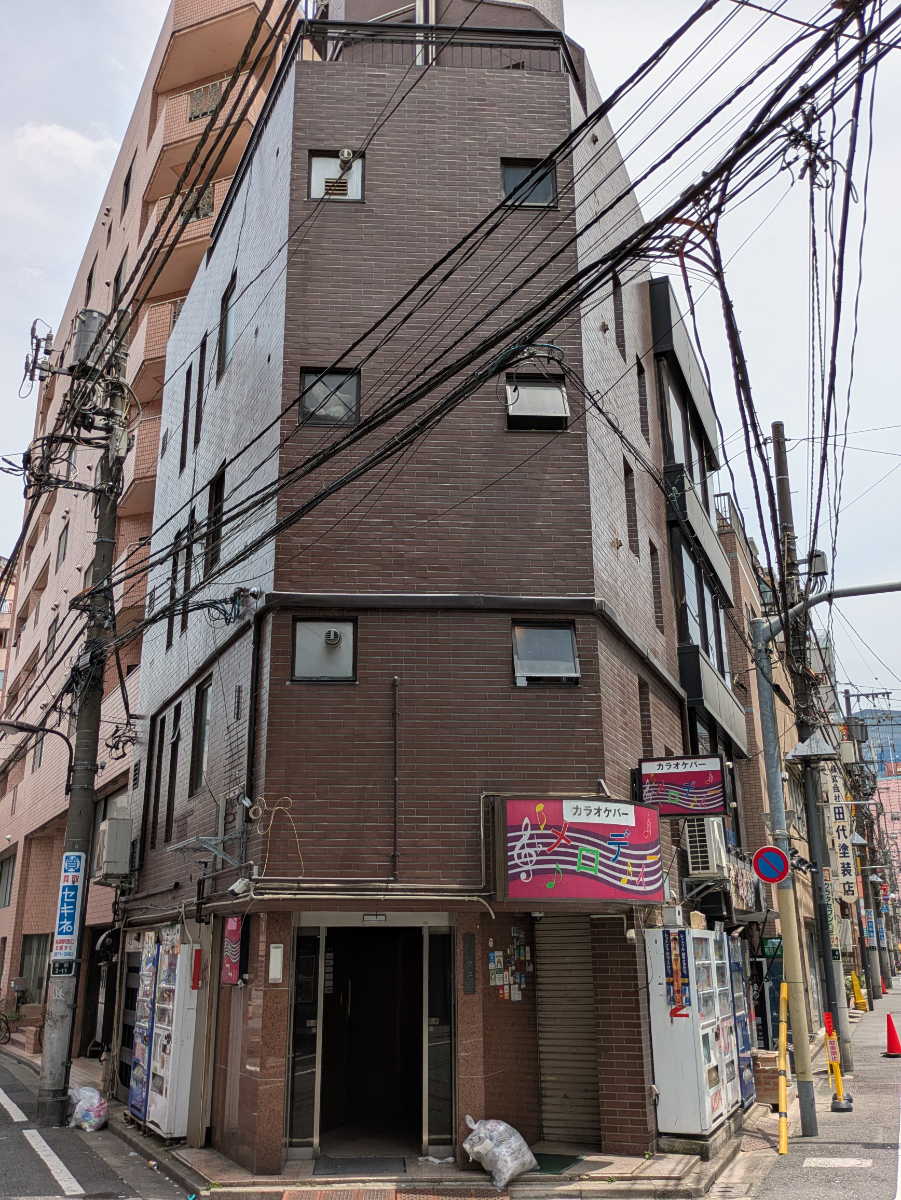 v20250919150704/fresh/building/J00100389035_1