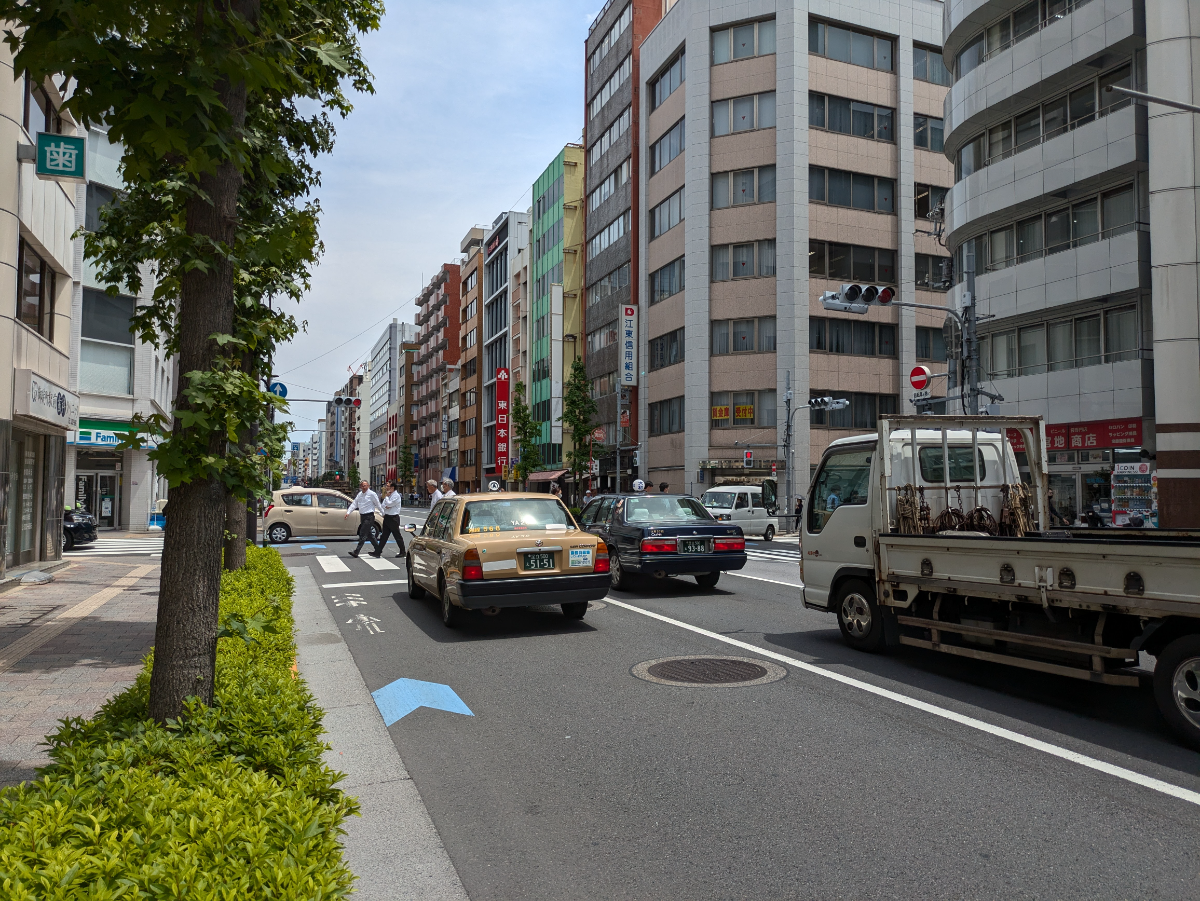 v20250919150704/fresh/building/J00100389698_14