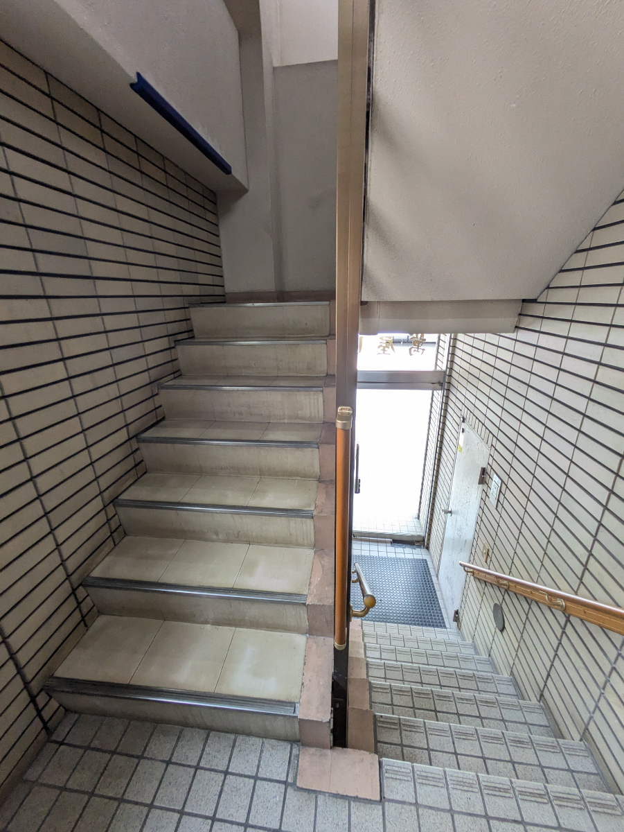 v20250919150704/fresh/building/J00100389699_12