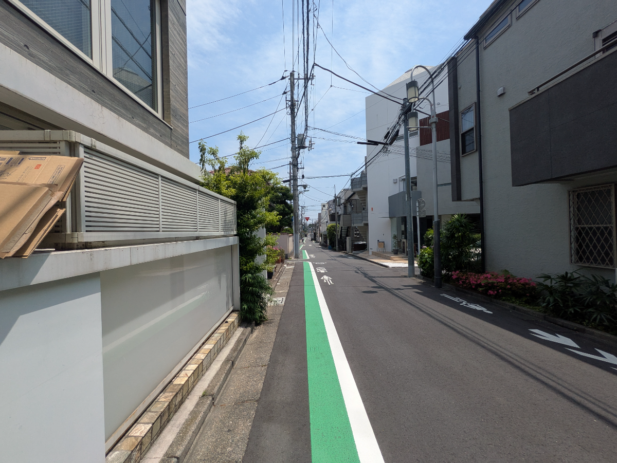 v20250919150704/fresh/building/J00100421230_2