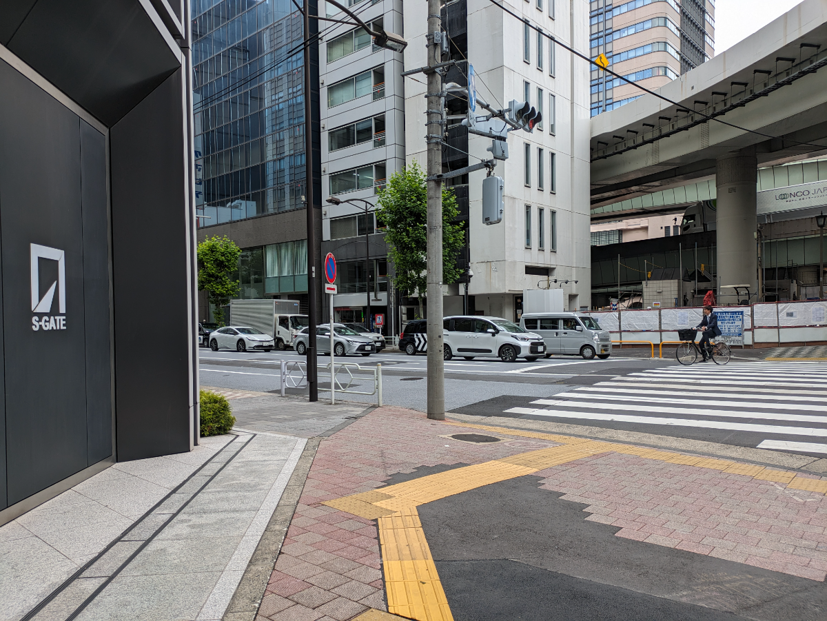v20250919150704/fresh/building/J00100464221_16