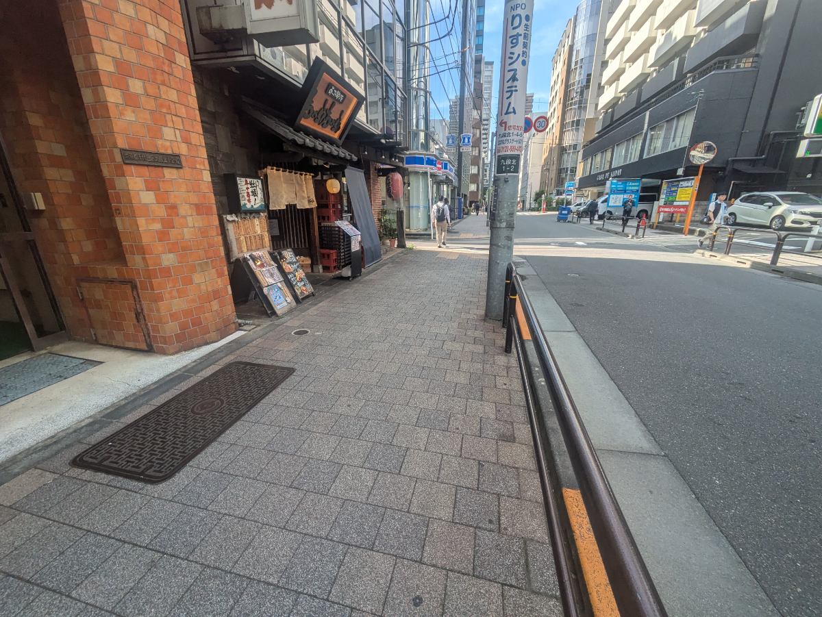 v20250920150703/fresh/building/J00100364303_2