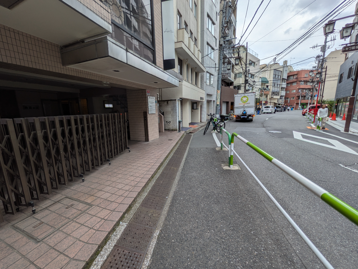 v20250920150703/fresh/building/J00100369785_2