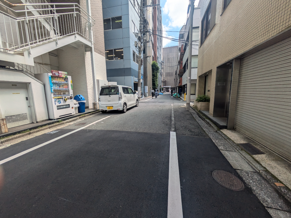 v20250920150703/fresh/building/J00100384194_13