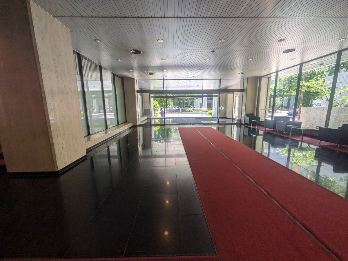 v20250920150703/fresh/building/J00100384211_15