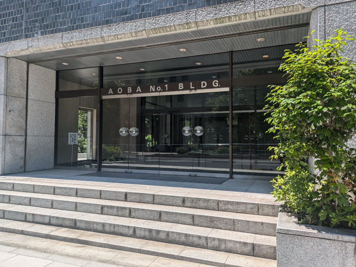 v20250920150703/fresh/building/J00100384211_3
