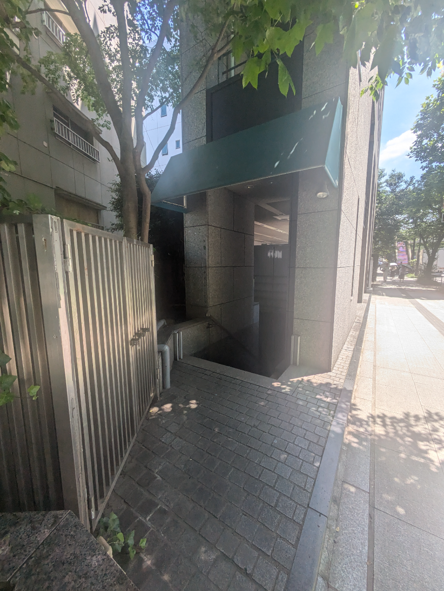 v20250920150703/fresh/building/J00100384218_10