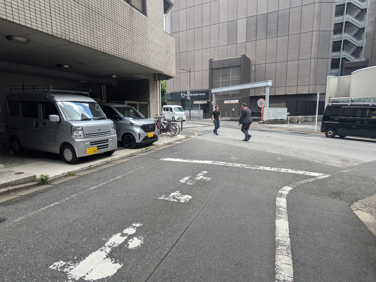 v20250920150703/fresh/building/J00100392594_14