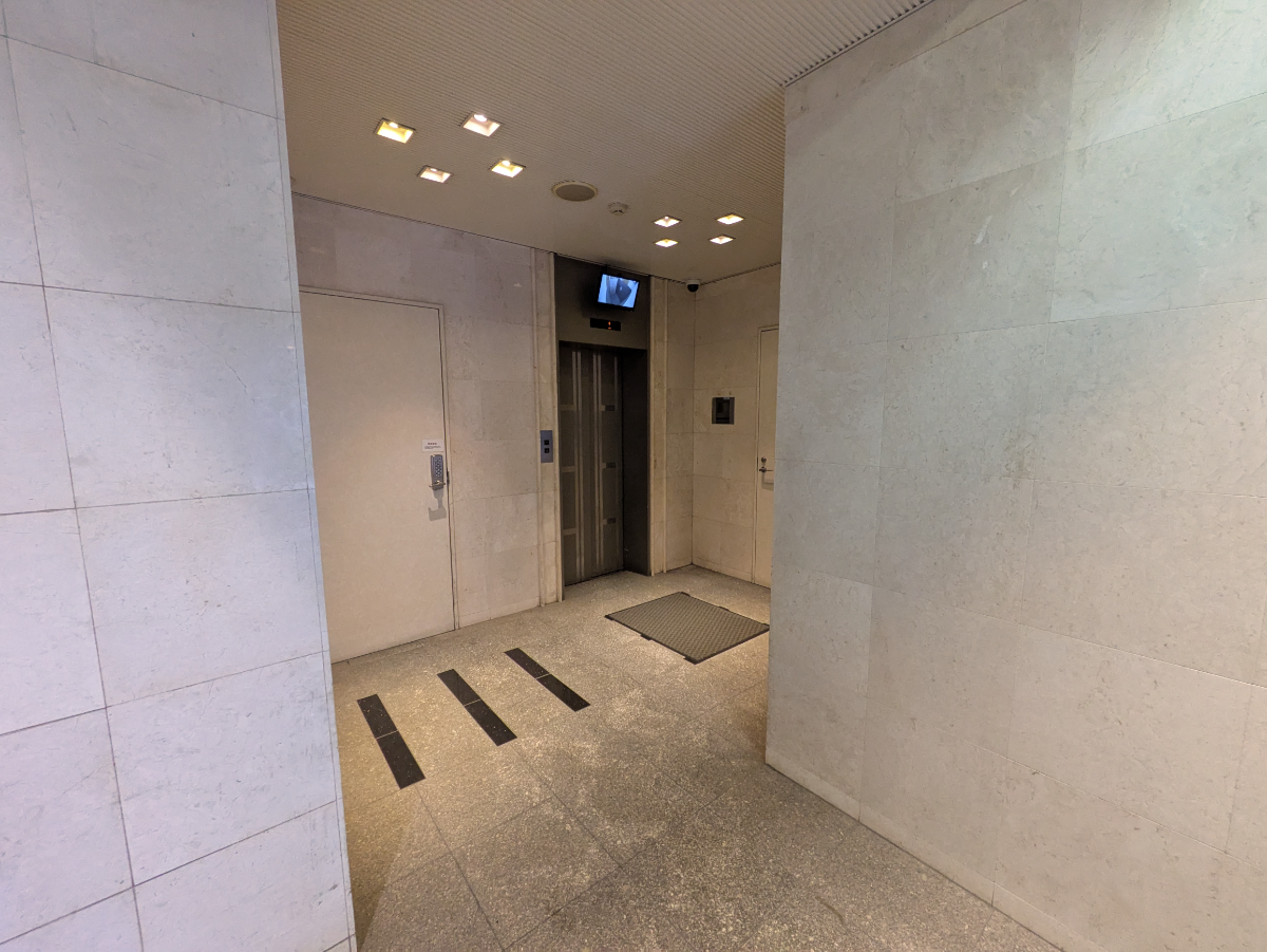 v20250920150703/fresh/building/J00100393667_8